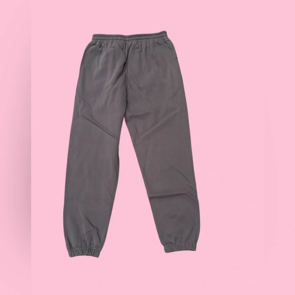 White Fox Gray Season 7 Monument Sweatpants with Pink Logo L - Picture 3 of 4
